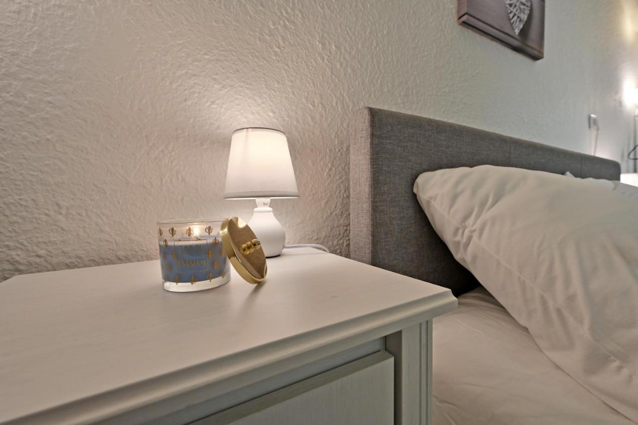 Appartement Au Calme En Plein Centre-Ville Nîmes Kültér fotó