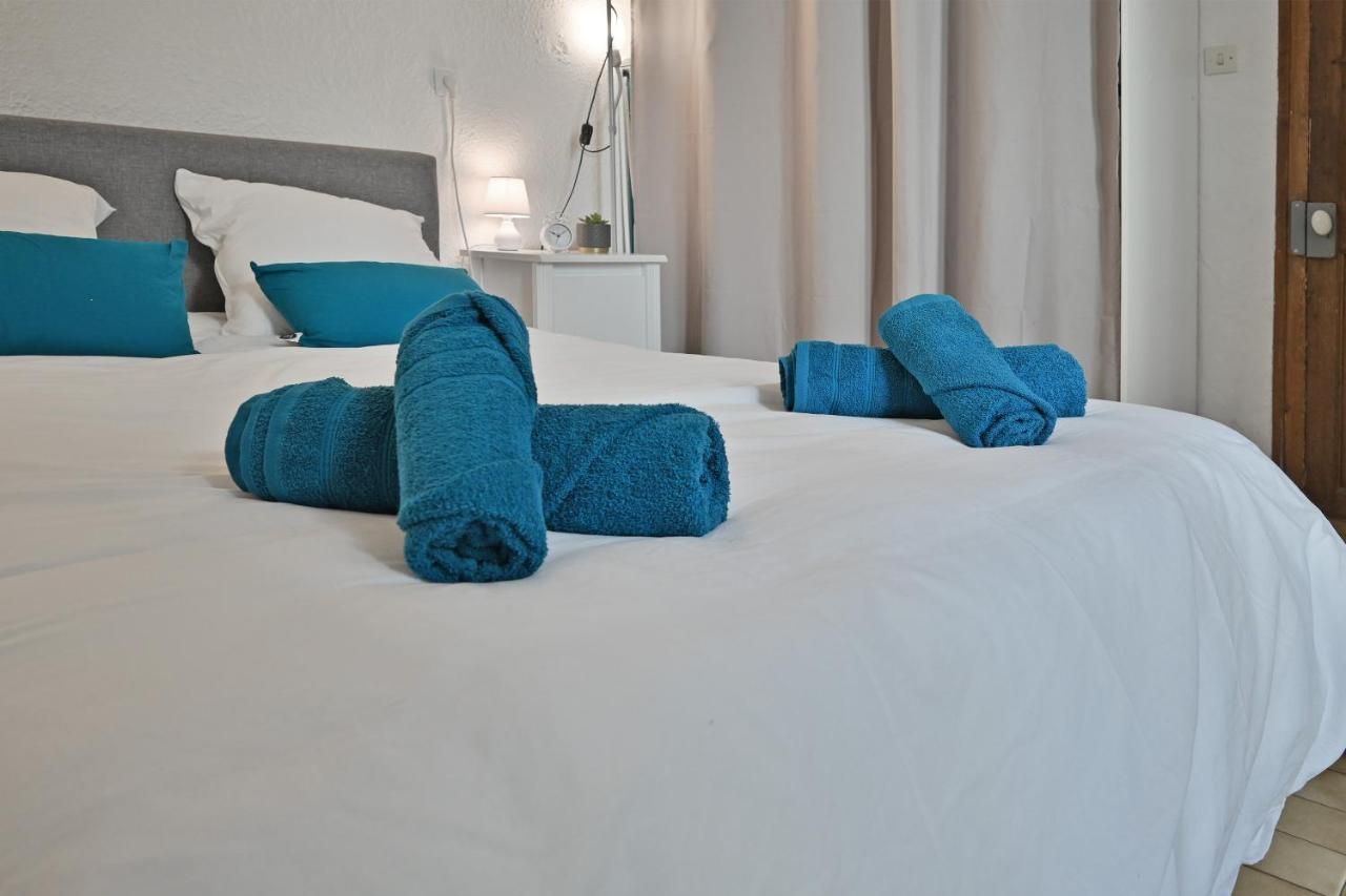 Appartement Au Calme En Plein Centre-Ville Nîmes Kültér fotó