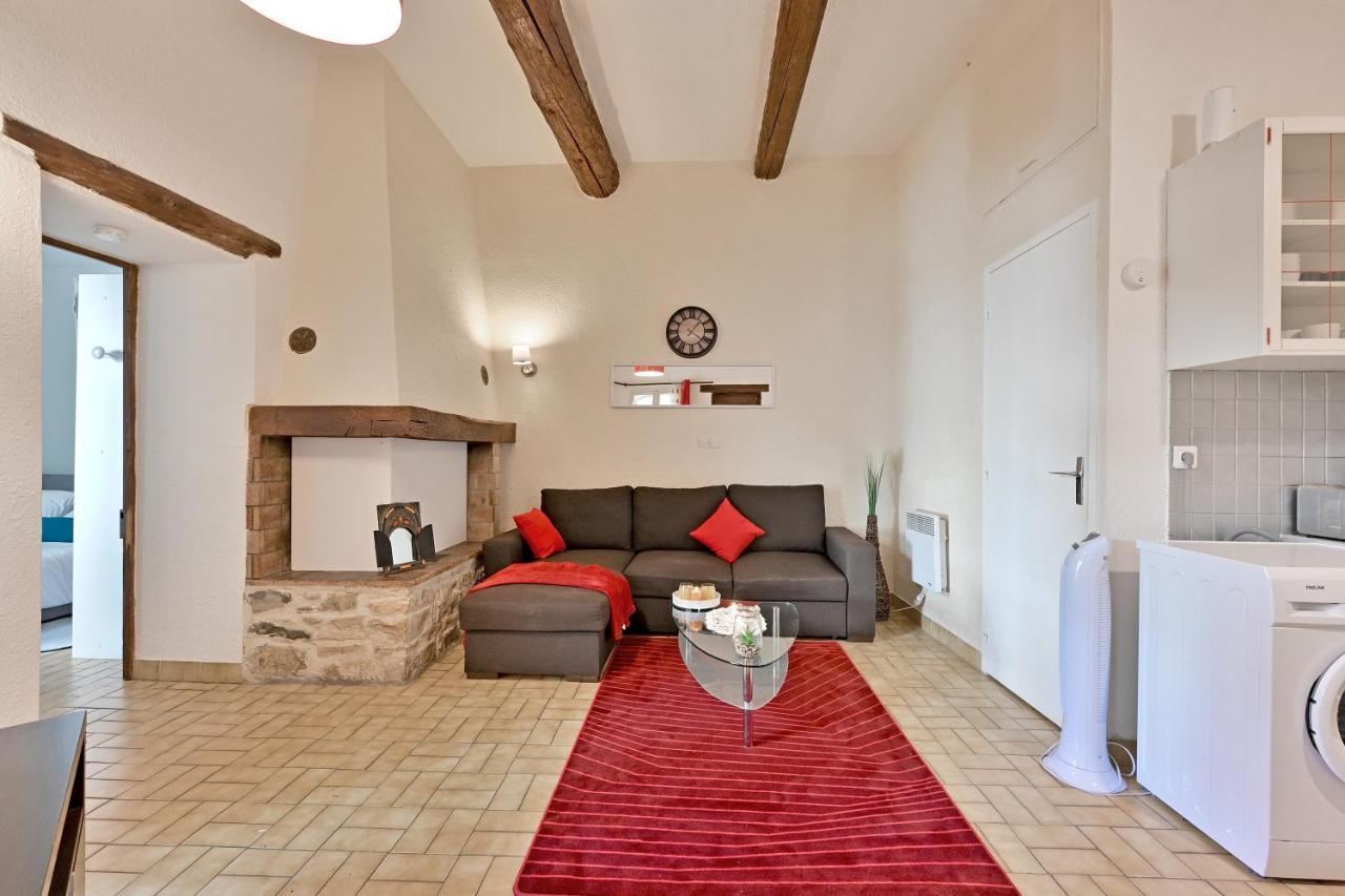 Appartement Au Calme En Plein Centre-Ville Nîmes Kültér fotó